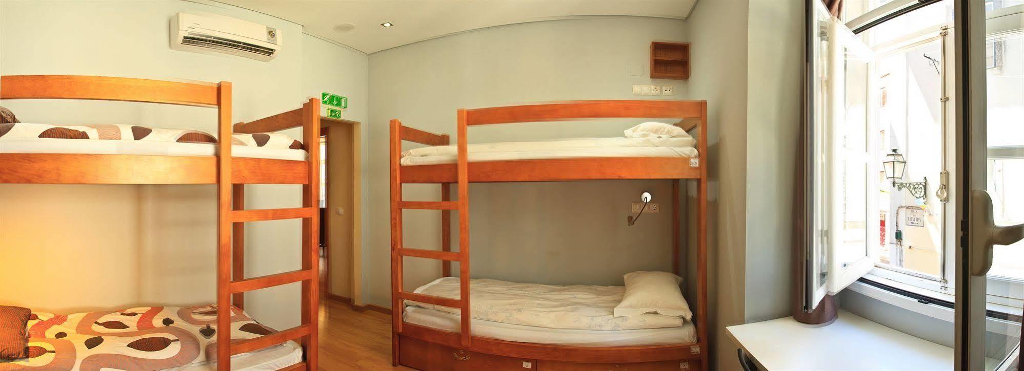 B.A. Hostel Lisbon Bagian luar foto